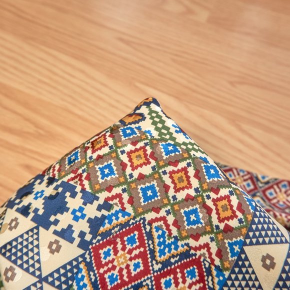 Adrianna Papell Colorful Silk Blouse, Size L, Made in Korea - Picture 6 of 6